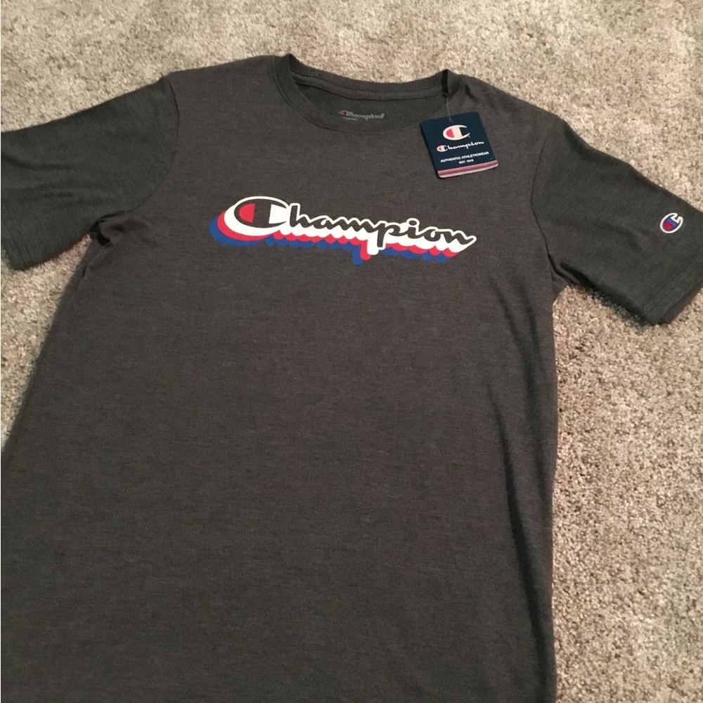 Champion short sleeve t-shirt NWT